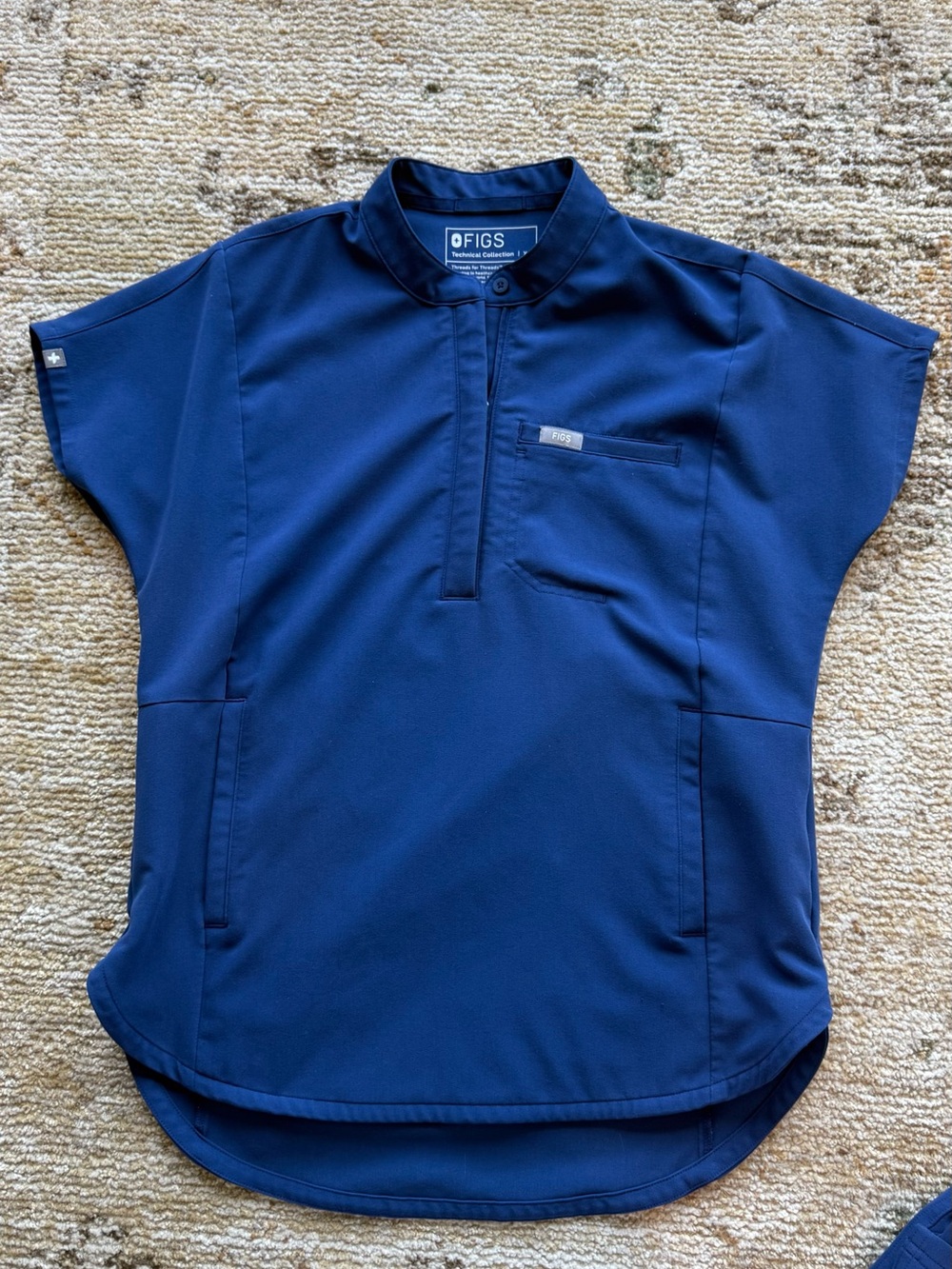 FIGS Sapphire Scrub Top - XS
